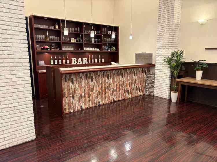 広い待合スペースでゲストものんびりできそうです。