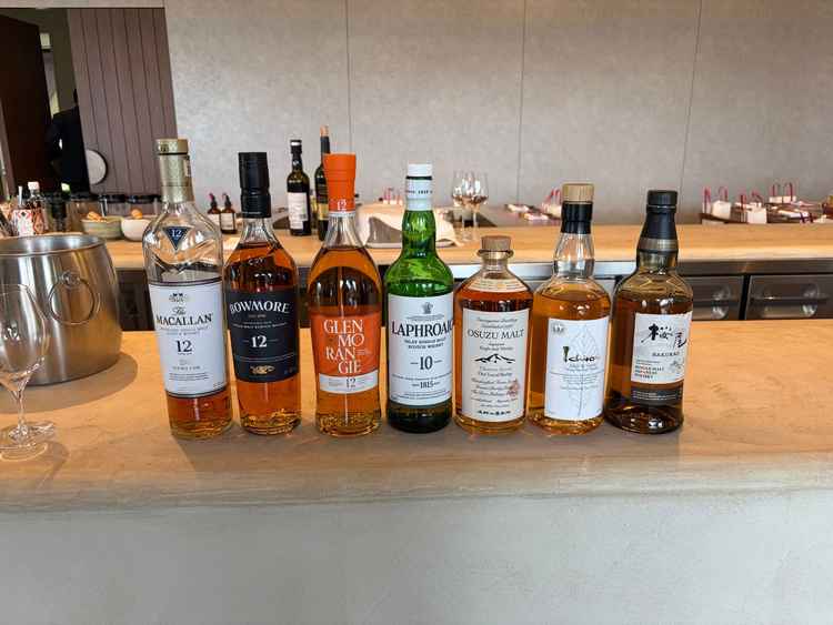 ウイスキーだけでもたくさん種類があり、お酒好きのゲストには喜ばれそうだなと思いました。