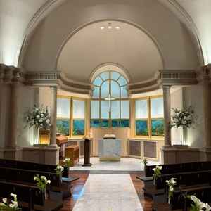 ヨーロッパ風の、正統派なチャペルでした。