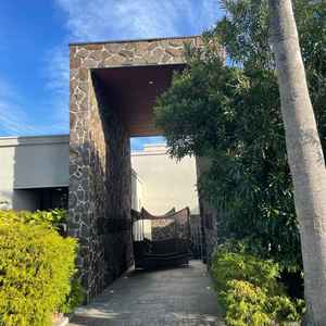 おしゃれなエントランス