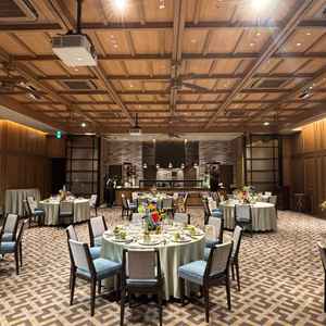 ウォークインキッチンが会場内にある珍しいつくり。ライブキッチンでより楽しい式になりそう。