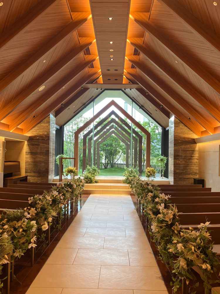 マグノリアチャペルです。室内ですが自然の中に溶け込むような、アットホームで素敵な雰囲気です。