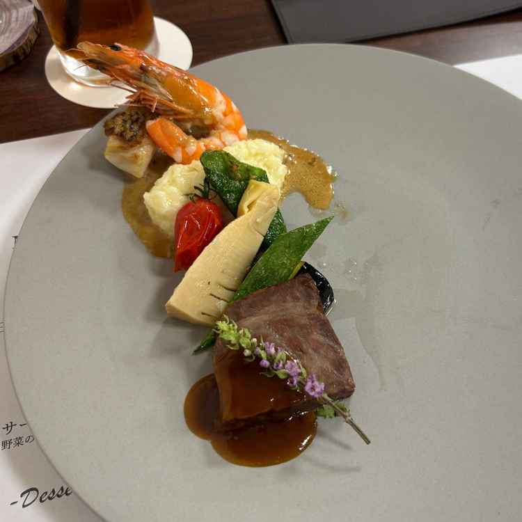 フレンチジャポネのお料理の試食をいただきました！お野菜なども全てとっても美味しかったです。