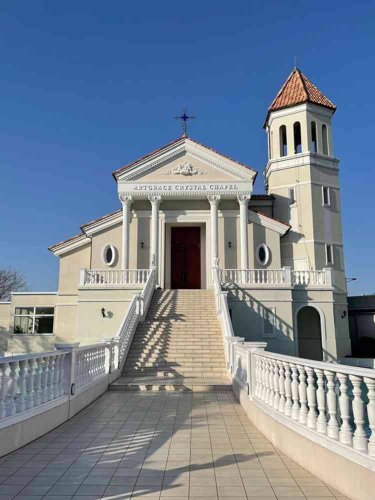 チャペル前。綺麗でした。