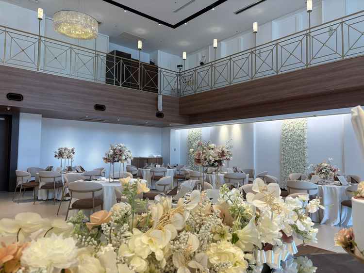 披露宴会場（新郎新婦目線）