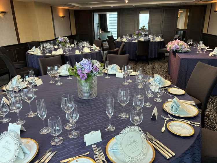 披露宴会場とコーディネート。