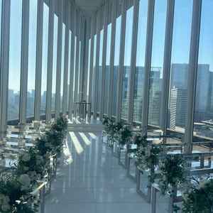 天空のチャペル。着くまでに窓がない道を進むため、開放感やインパクトを強く感じた。