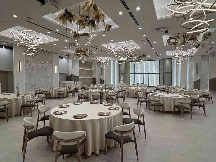 新しく9月にリニューアルされた披露宴会場