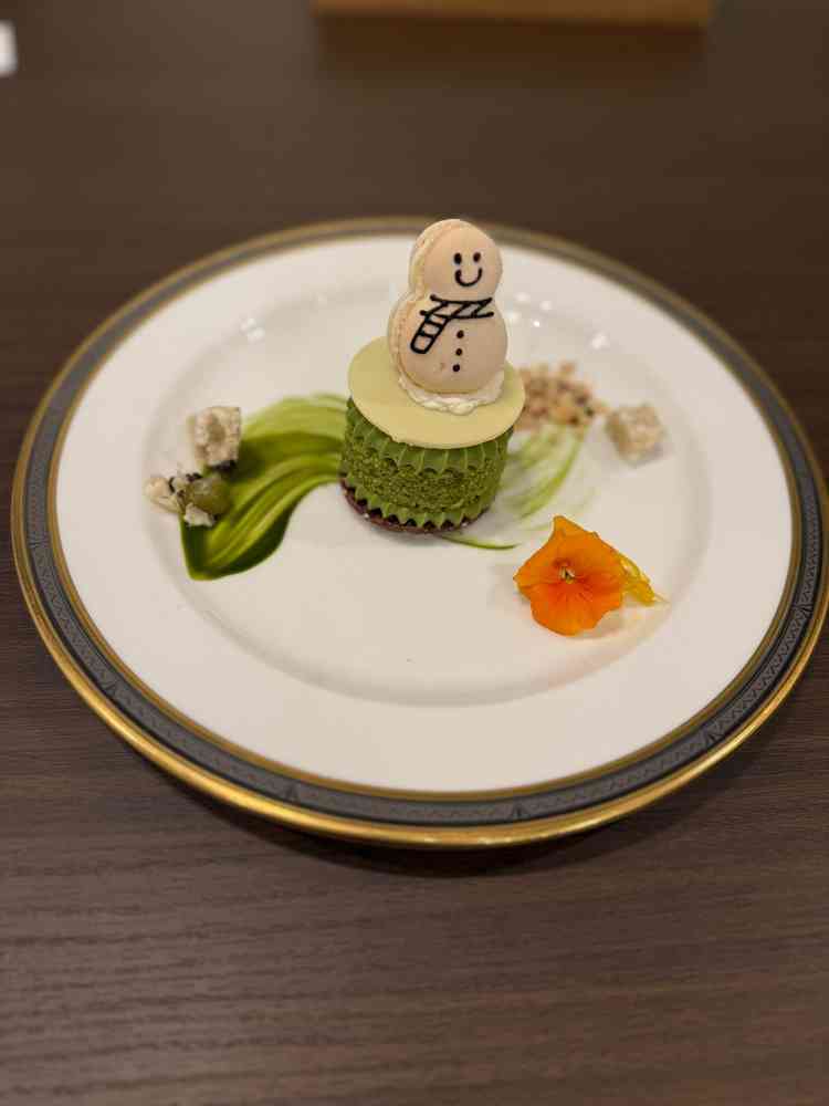 デザートを試食させていただきましたが、可愛さと美味しさを両方兼ね揃えていました。