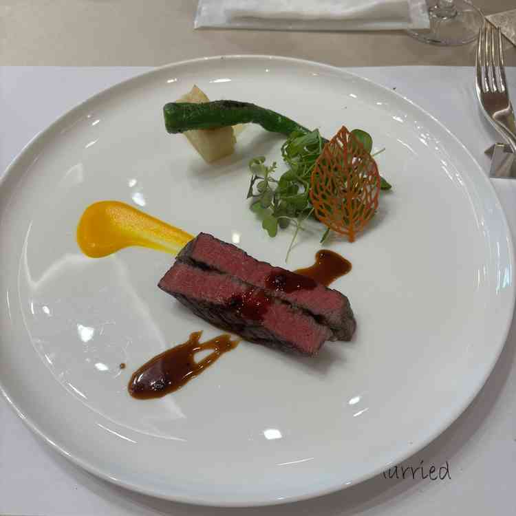 試食のメインディッシュです。和と洋で味付けを変える事ができます。