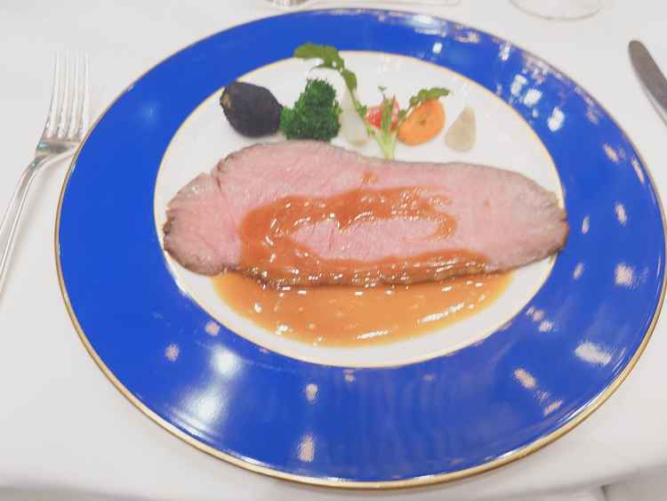 ホテルニューオータニで有名なローストビーフ