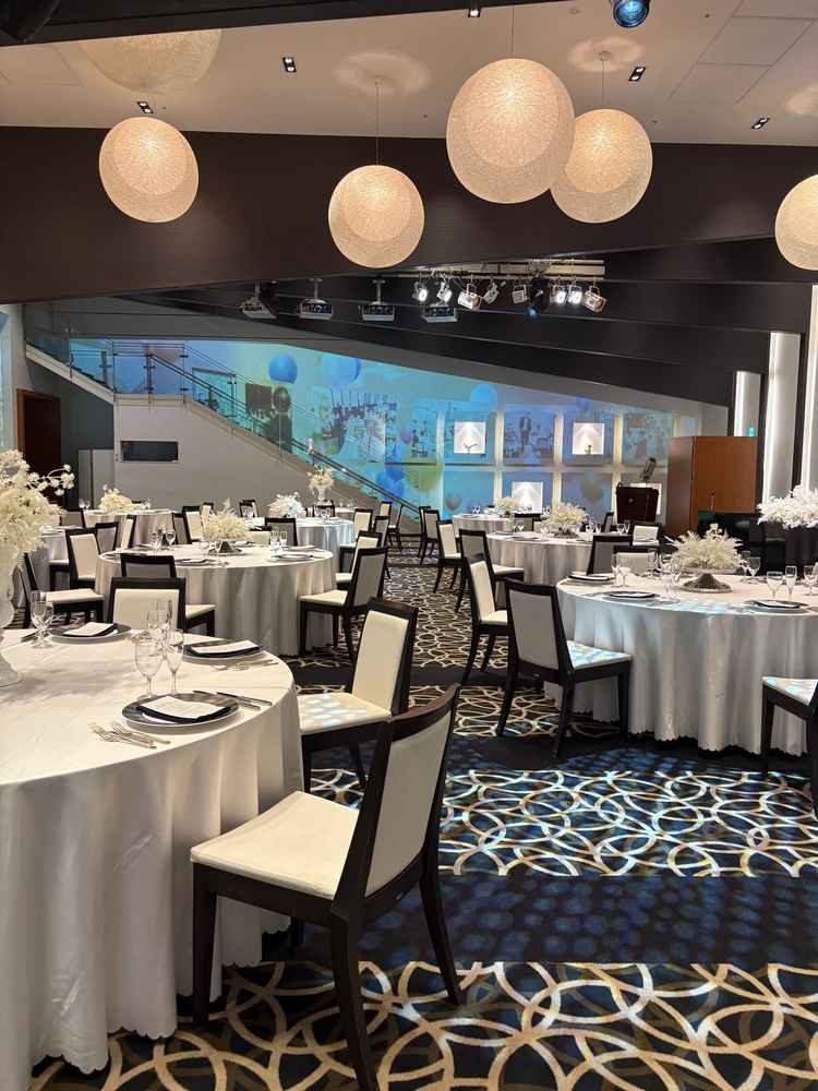 5階の会場。フロアの貸切が可能。