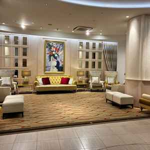 来てくださった方の待機する場所が広くて綺麗で好印象でした。前回訪れたところよりも、広くて席数も多い