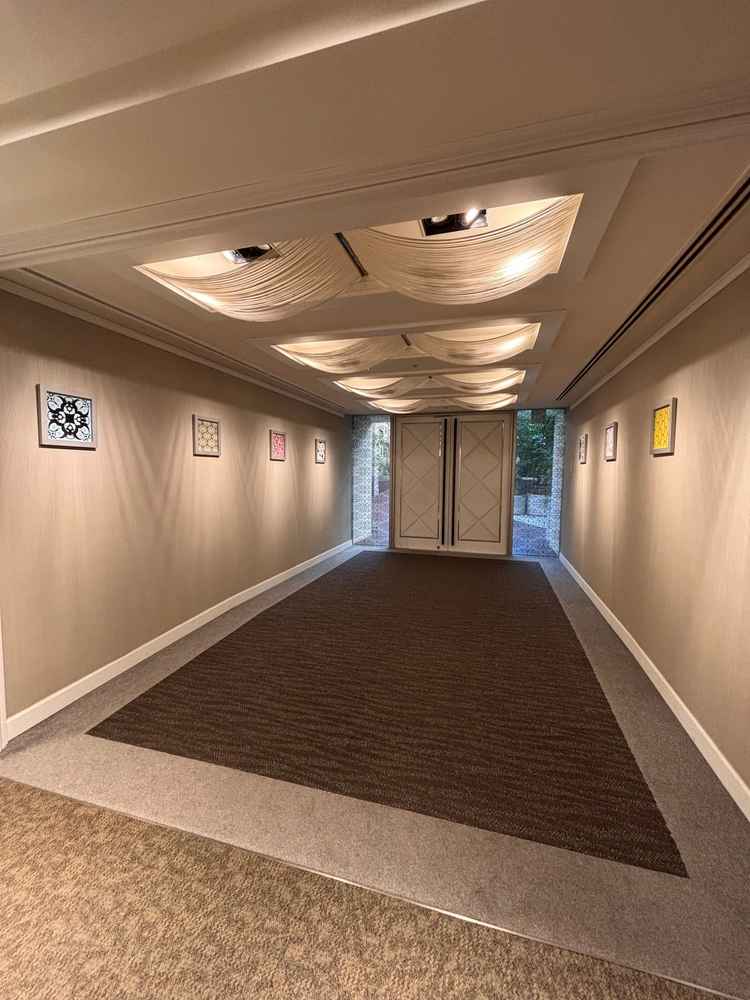 チャペルに向かう道です。挙式場と変わらないくらい静かな入り口でした。プライベート感があります。