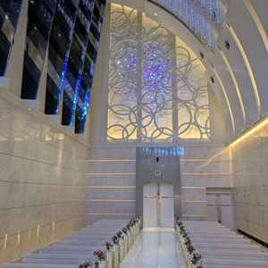 大聖堂1つ目の段上から客席を見た景色。