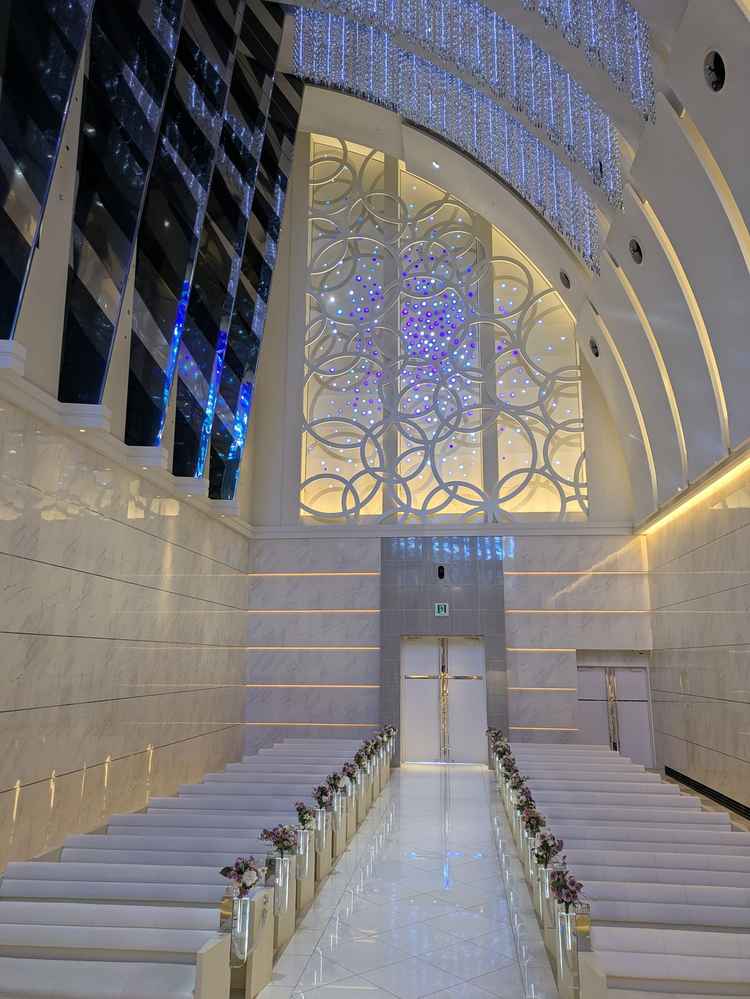 大聖堂1つ目の段上から客席を見た景色。