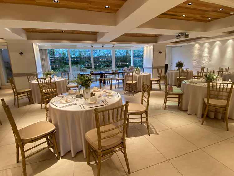 パーティー会場です。HPのイメージ通りでした。