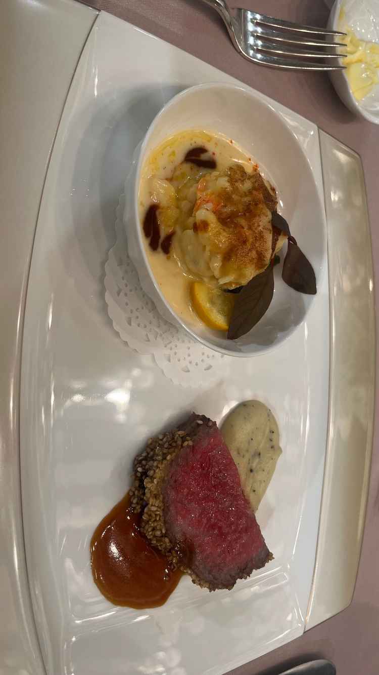 魚と海老のグラタンとお肉