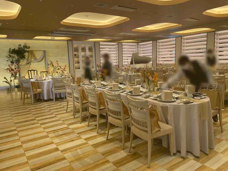披露宴会場。ここもフレキシブルに変えられるようなので自由度が高いです。
