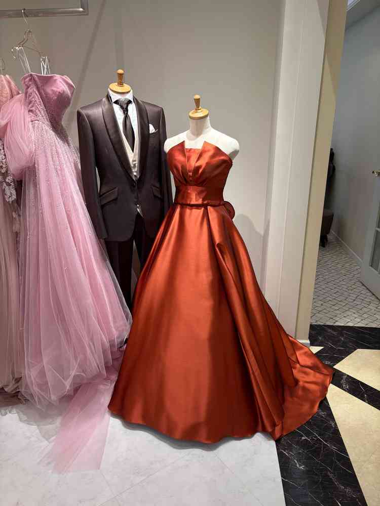 ドレスショップも見学させていただくことができました。式のイメージがわきました！