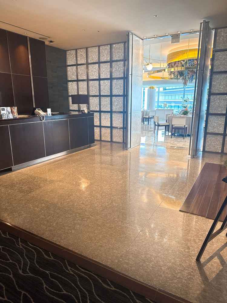 受付と大規模の披露宴会場です。