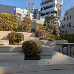 外は解放感がありシャボン玉の演出があった。