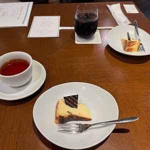 試食のデザート。バスクチーズケーキ。