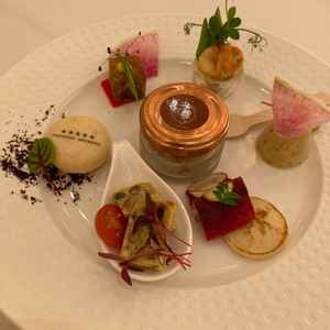 前菜の盛り合わせで、一つ一つ丁寧に作られており美味しかった。