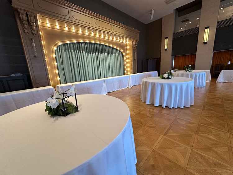 披露宴会場(広めなお部屋)