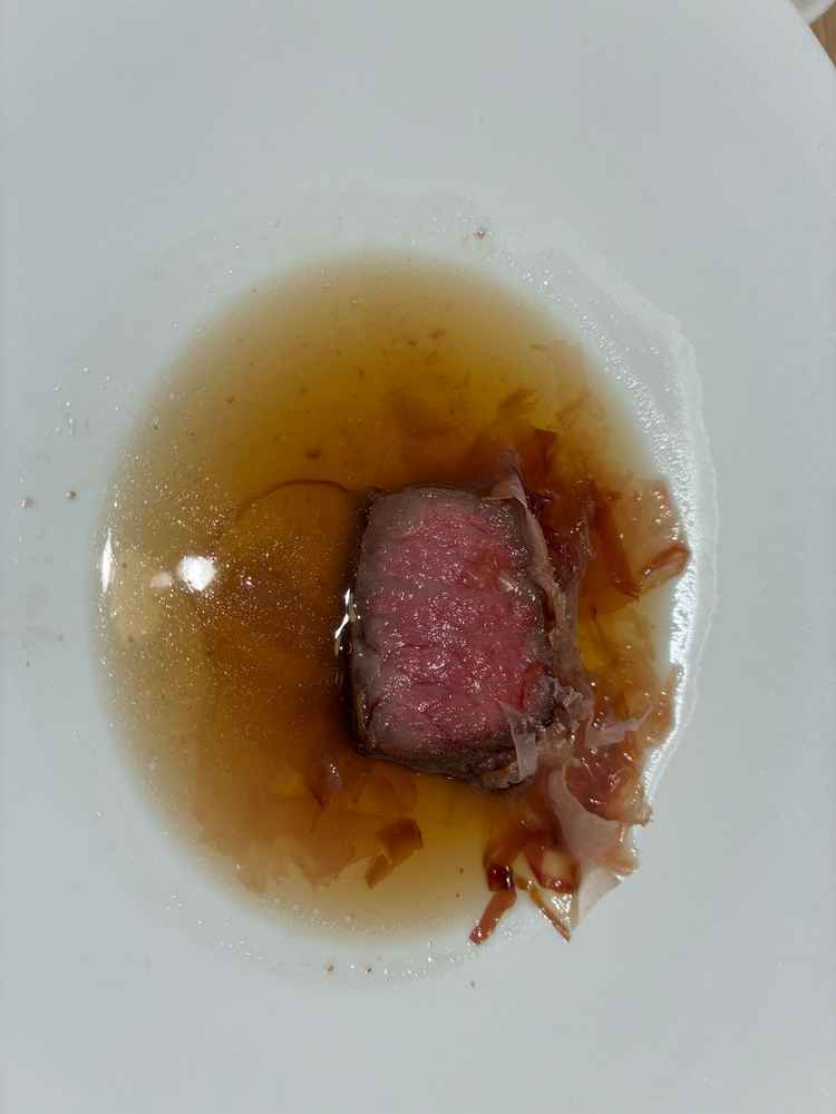 試食もいただきました、あまりの美味しさに写真を撮り忘れ、変な写真しかありません。