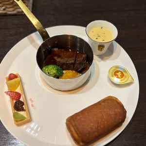 試食でいただいたお食事です。
