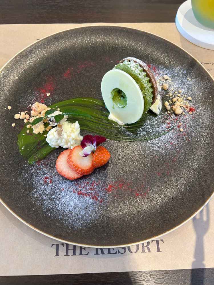 試食でいただいたスイーツです。