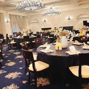 絨毯の部屋は、重厚感があって可愛かったです。50前後だと、余裕がある空間だと感じました。（写真は7）