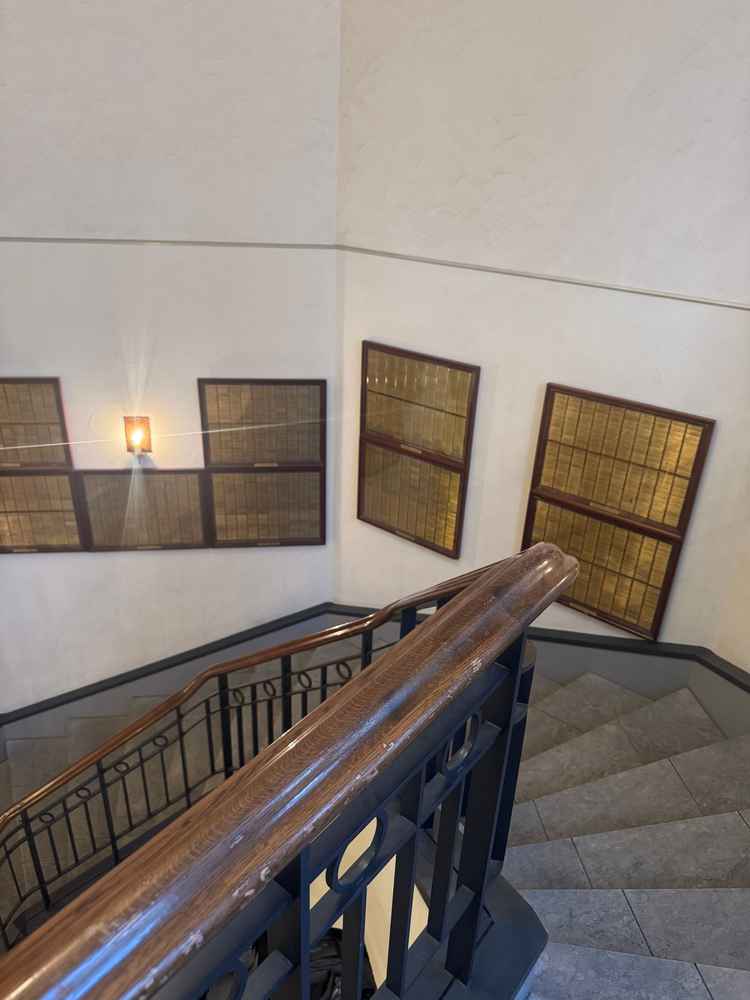 螺旋階段が素敵！写真にも綺麗に写りそう！