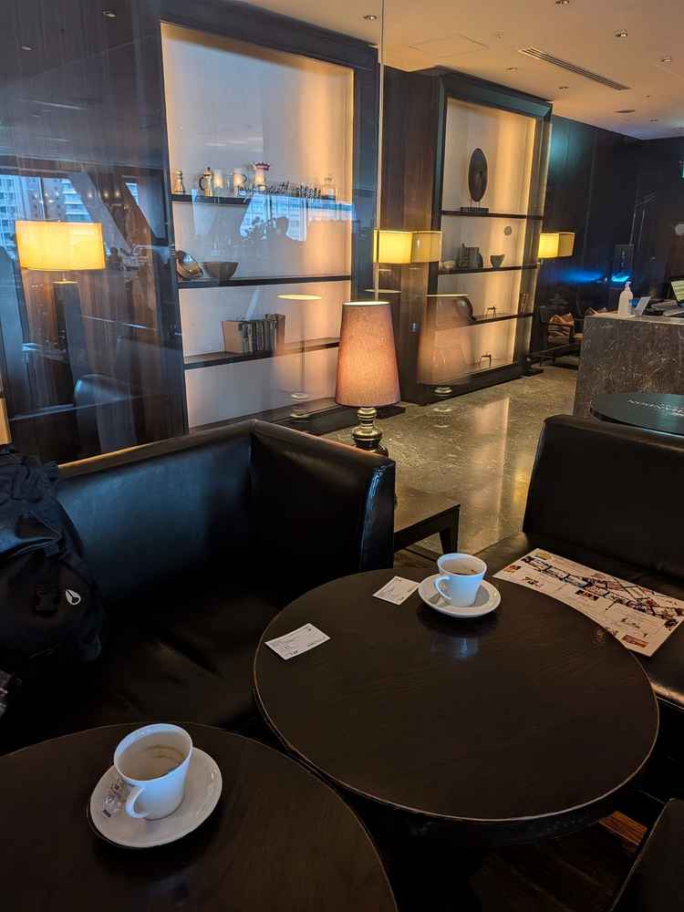 XEX東京の受付の近くで、結婚式、披露宴について案内頂きました。