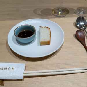 試食の写真です。米粉を使用したパンでした。