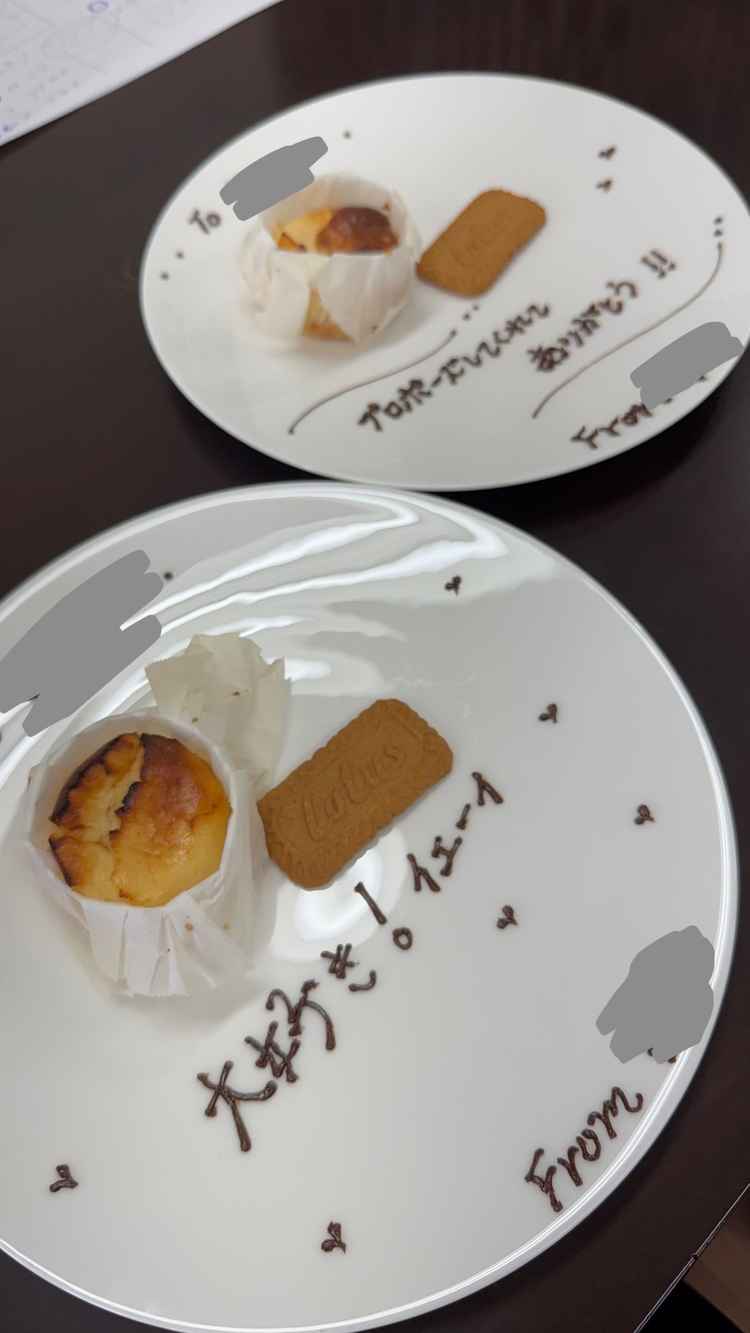 デザートのバスクチーズケーキ