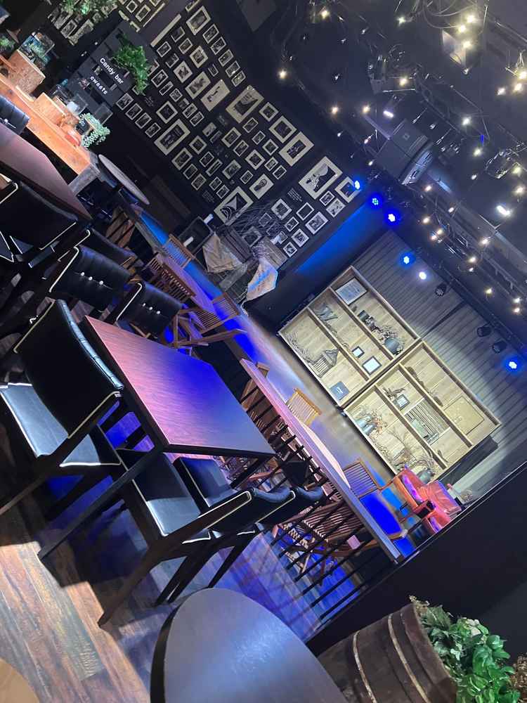 披露宴会場(ライブ会場)