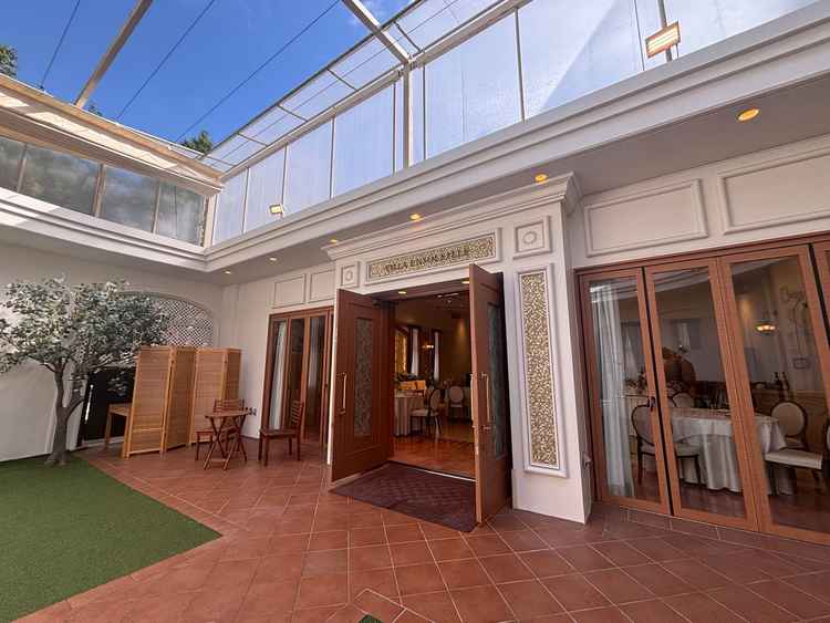 1番小さなサイズの披露宴会場の入り口、ウェルカムパーティーが出来る場所。