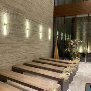 チャペルは天井が高く、開放感あふれる空間で厳かな雰囲気を感じられた。