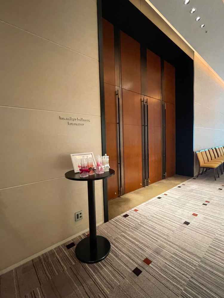 披露宴会場の入り口