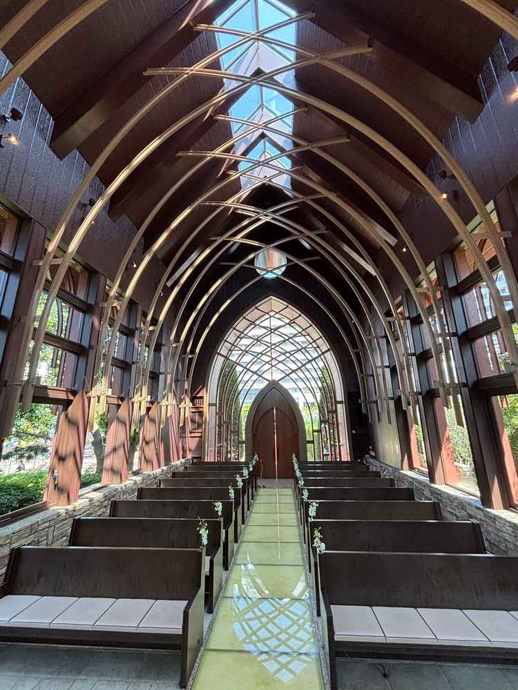 ガラスのチャペル