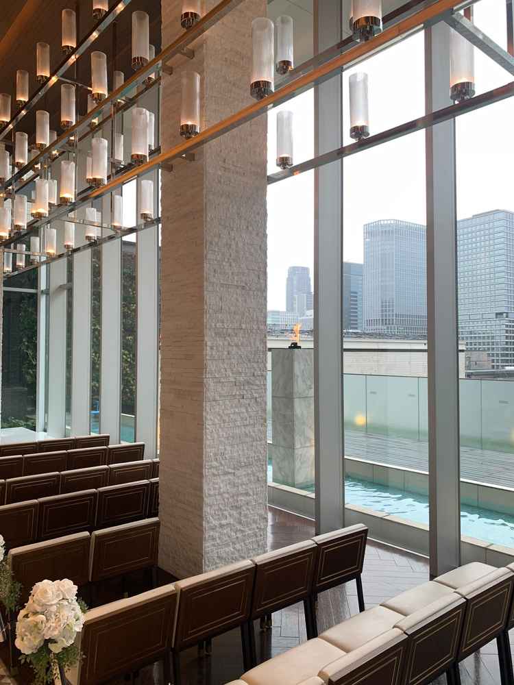 こちらもチャペル。バルコニーにある水と火が素敵でした。