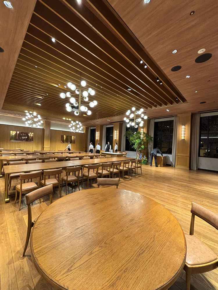 披露宴会場MORI。一番人気の会場のようで、6月までほぼ埋まっていた