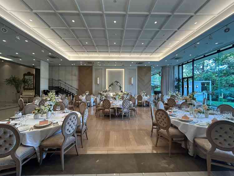 披露宴会場　ブロッサムガーデン