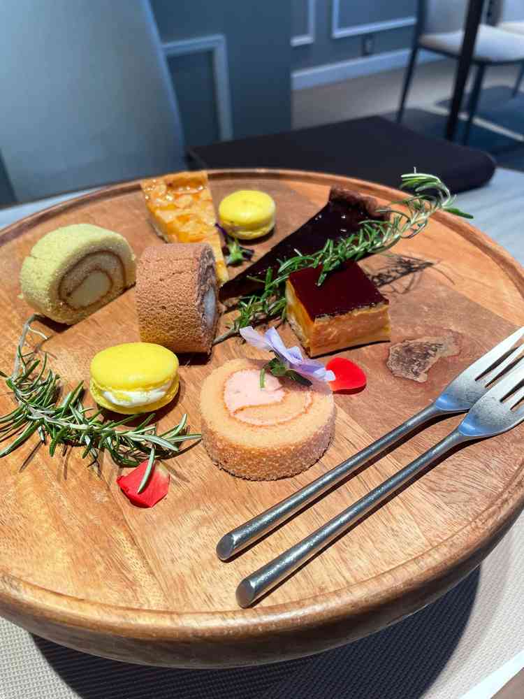 試食のケーキ