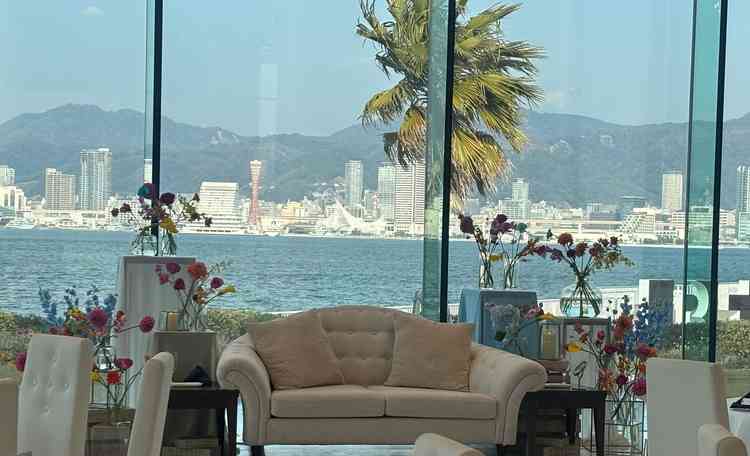 披露宴会場がとても開放的で良かったです。