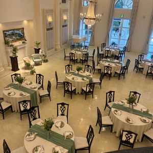 私の要望のこぢんまり、親族先を叶えてくれるサイズ感階段からの登場も素敵