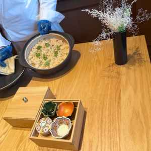 試食、土鍋炊き込みご飯