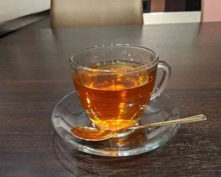 待合室で頂いたホットアップルティー